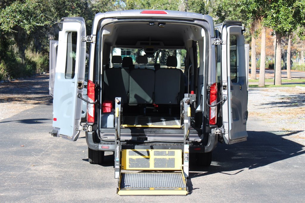 2016 Ford Transit XLT - Photo 22