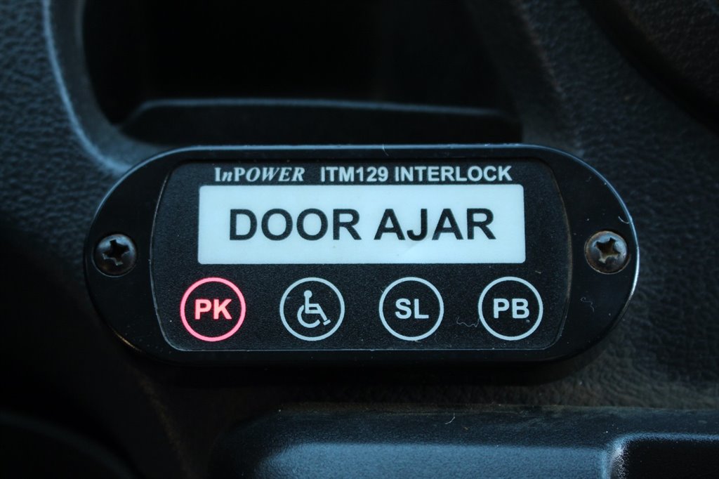 2016 Ford Transit XLT - Photo 41