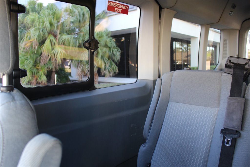 2016 Ford Transit XLT - Photo 45