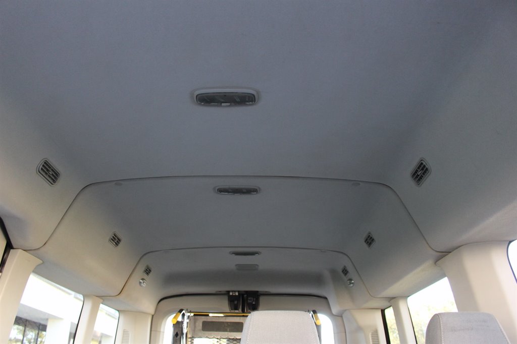 2016 Ford Transit XLT - Photo 44