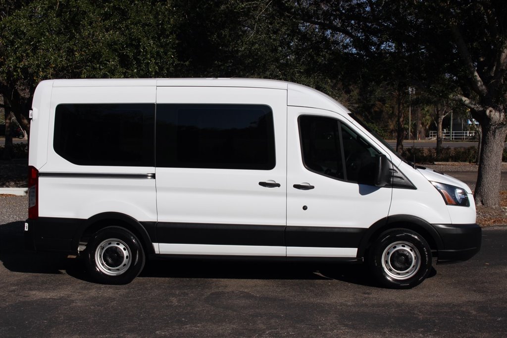 2019 Ford Transit Passenger Van XL - Photo 12