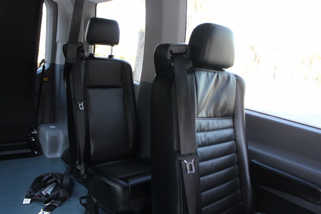 2019 Ford Transit Passenger Van XL - Photo 44