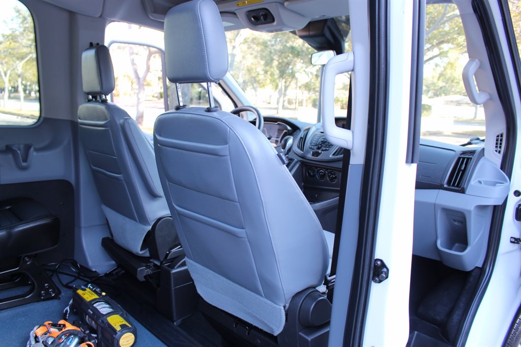 2019 Ford Transit Passenger Van XL - Photo 46