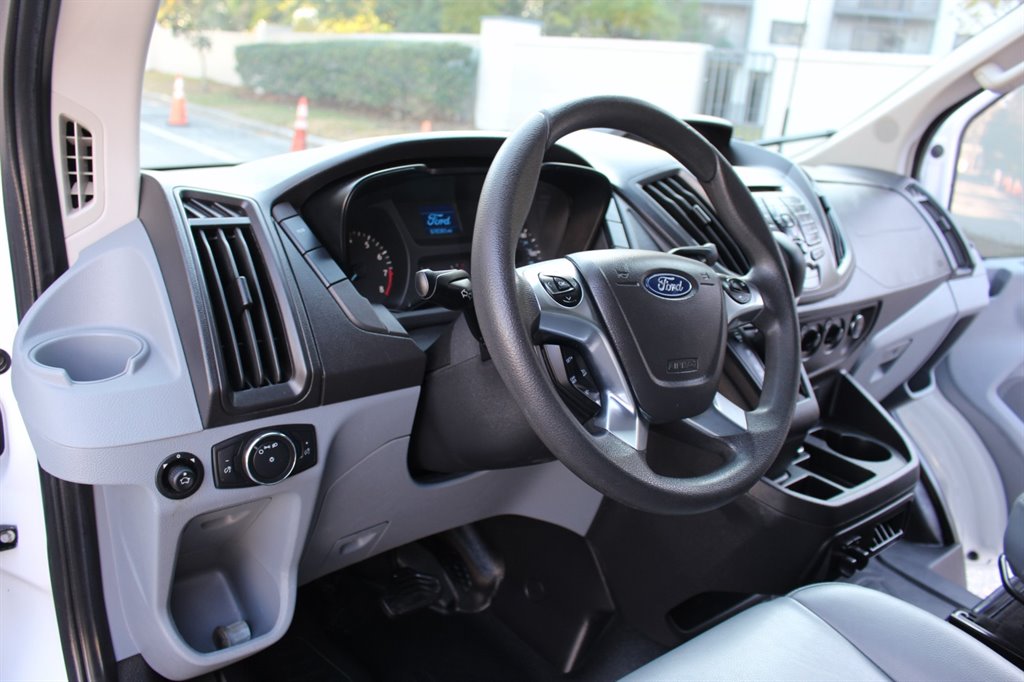 2019 Ford Transit Passenger Van XL - Photo 31