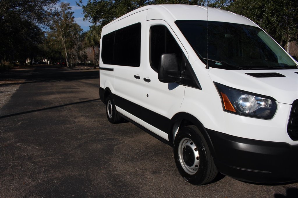 2019 Ford Transit Passenger Van XL - Photo 13