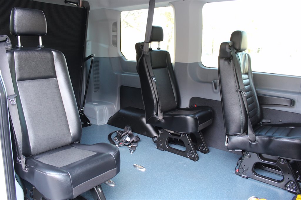 2019 Ford Transit Passenger Van XL - Photo 47