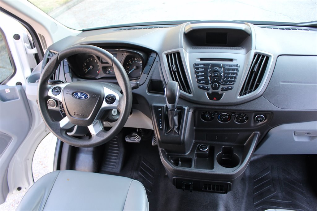 2019 Ford Transit Passenger Van XL - Photo 34