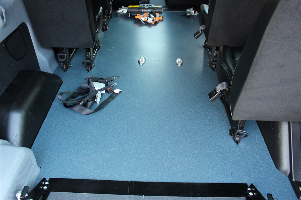 2019 Ford Transit Passenger Van XL - Photo 57