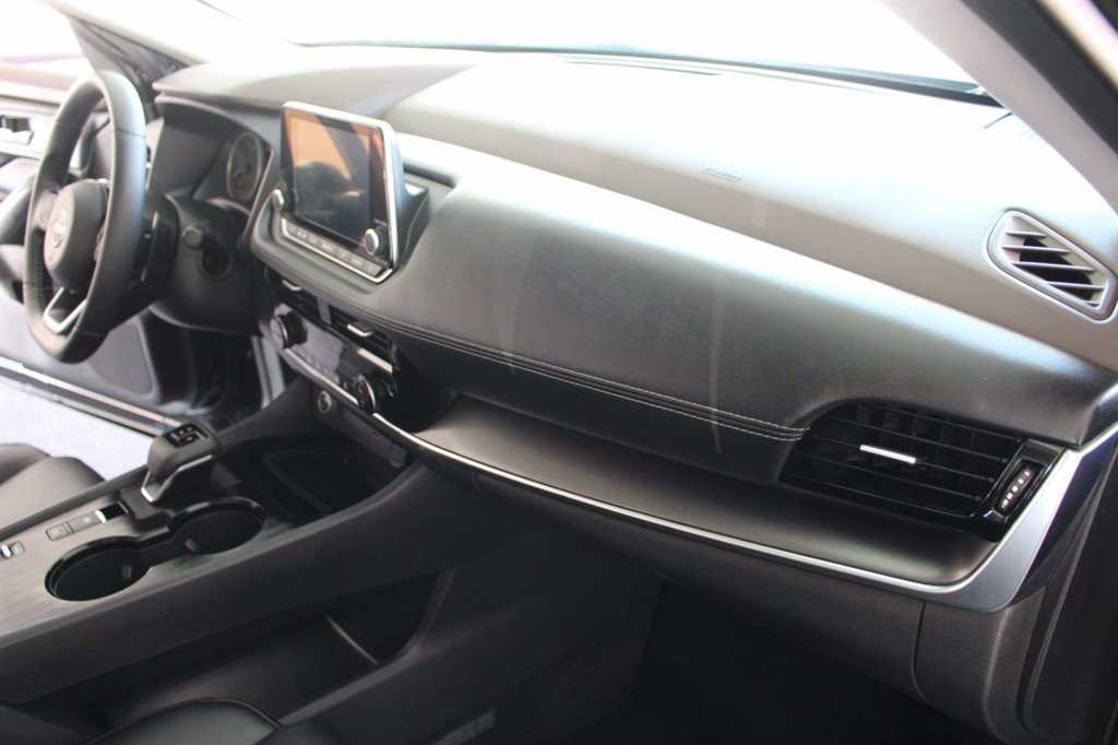 2023 Nissan Rogue SV - Photo 36