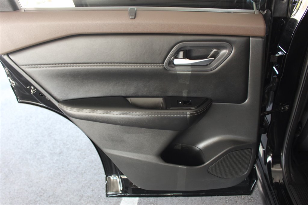 2023 Nissan Rogue SV - Photo 33