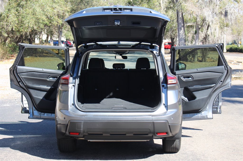 2024 Nissan Rogue SV - Photo 22