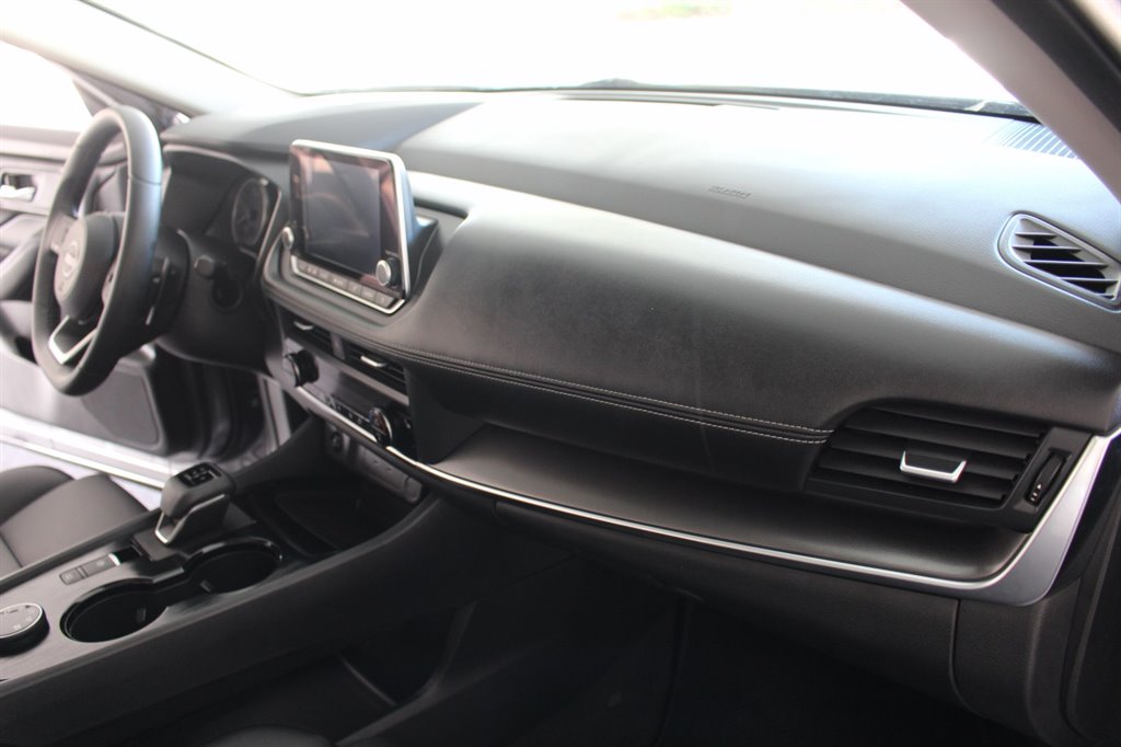 2024 Nissan Rogue SV - Photo 36