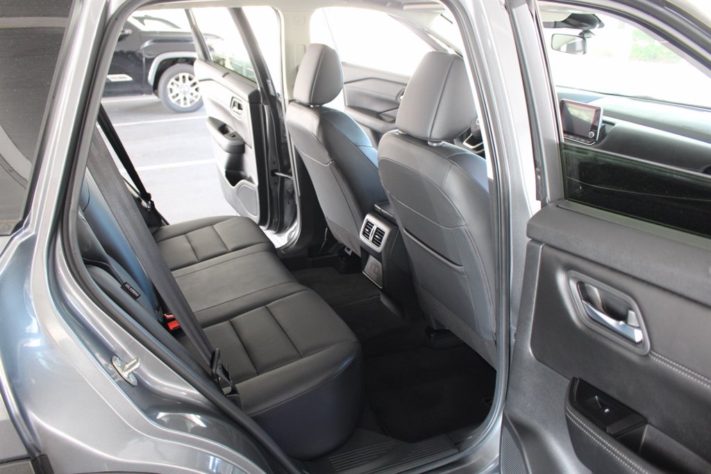 2024 Nissan Rogue SV - Photo 26