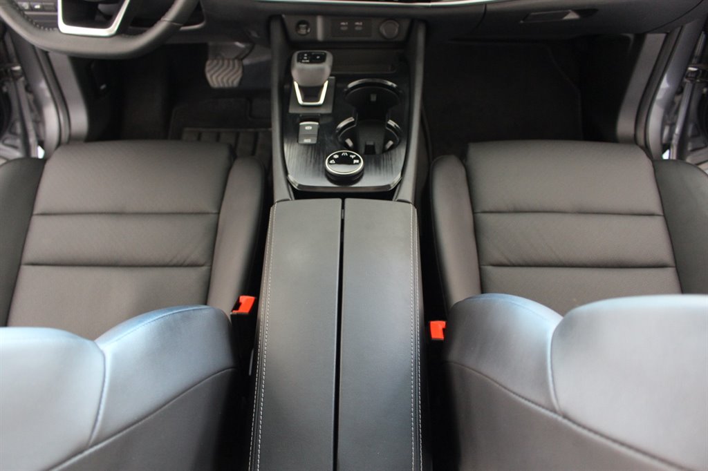 2024 Nissan Rogue SV - Photo 39