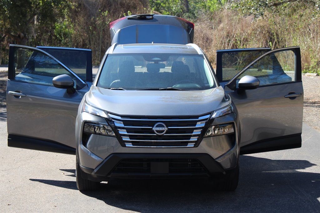 2024 Nissan Rogue SV - Photo 20