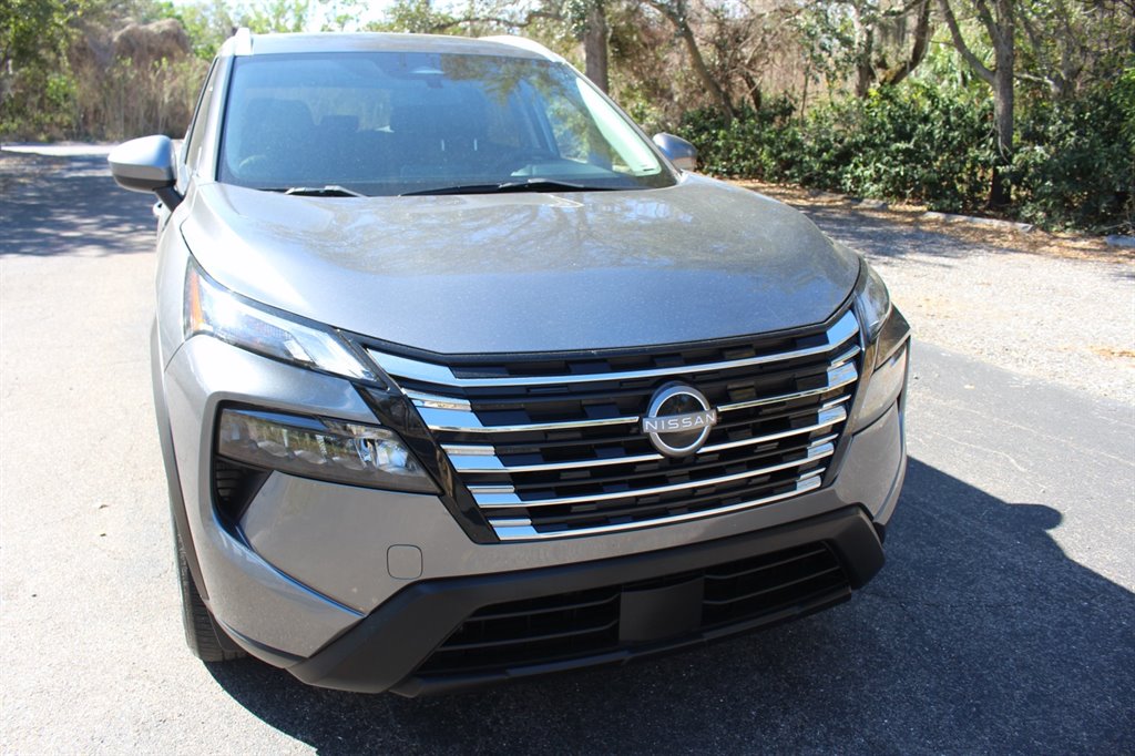 2024 Nissan Rogue SV - Photo 15