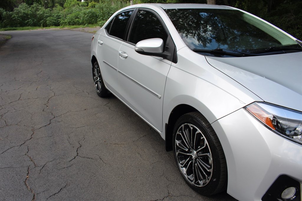 2015 Toyota Corolla S Plus - Photo 10