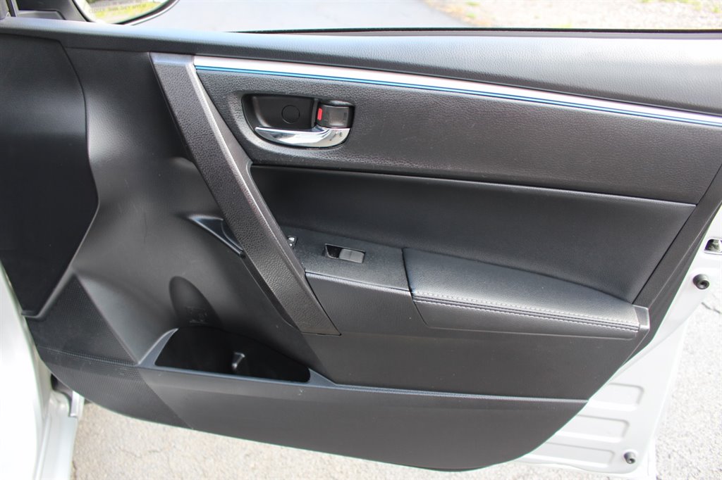 2015 Toyota Corolla S Plus - Photo 34