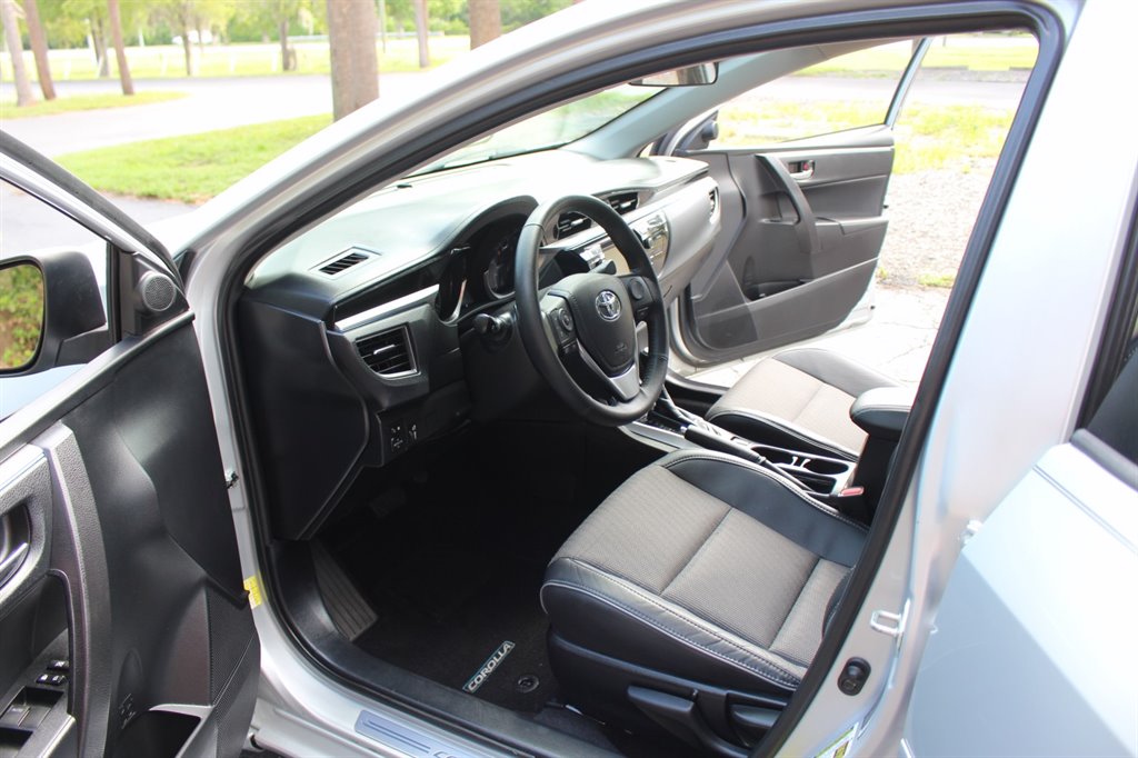 2015 Toyota Corolla S Plus - Photo 25