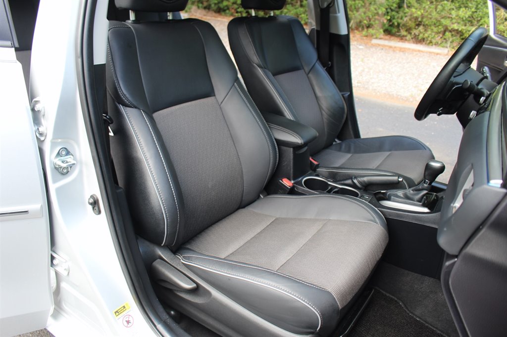 2015 Toyota Corolla S Plus - Photo 30