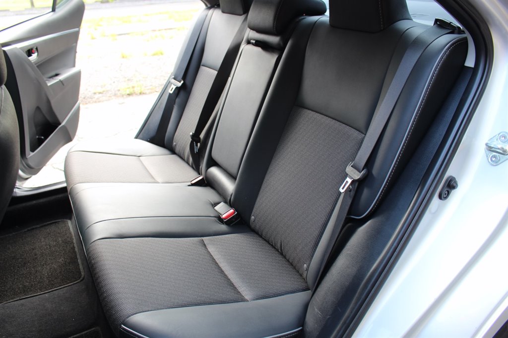 2015 Toyota Corolla S Plus - Photo 31