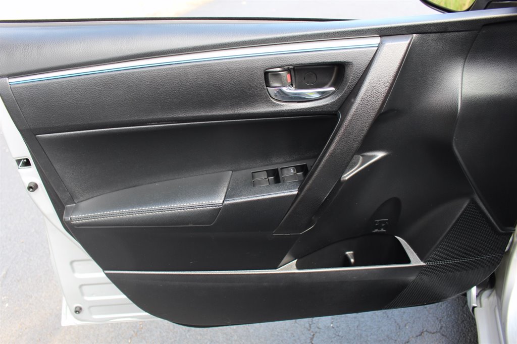 2015 Toyota Corolla S Plus - Photo 33