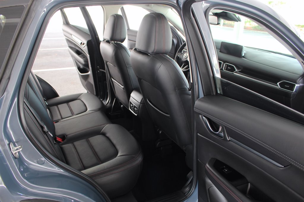 2022 Mazda CX-5 S Carbon Edition - Photo 26