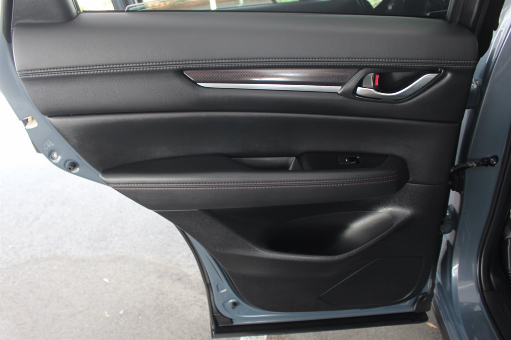 2022 Mazda CX-5 S Carbon Edition - Photo 33