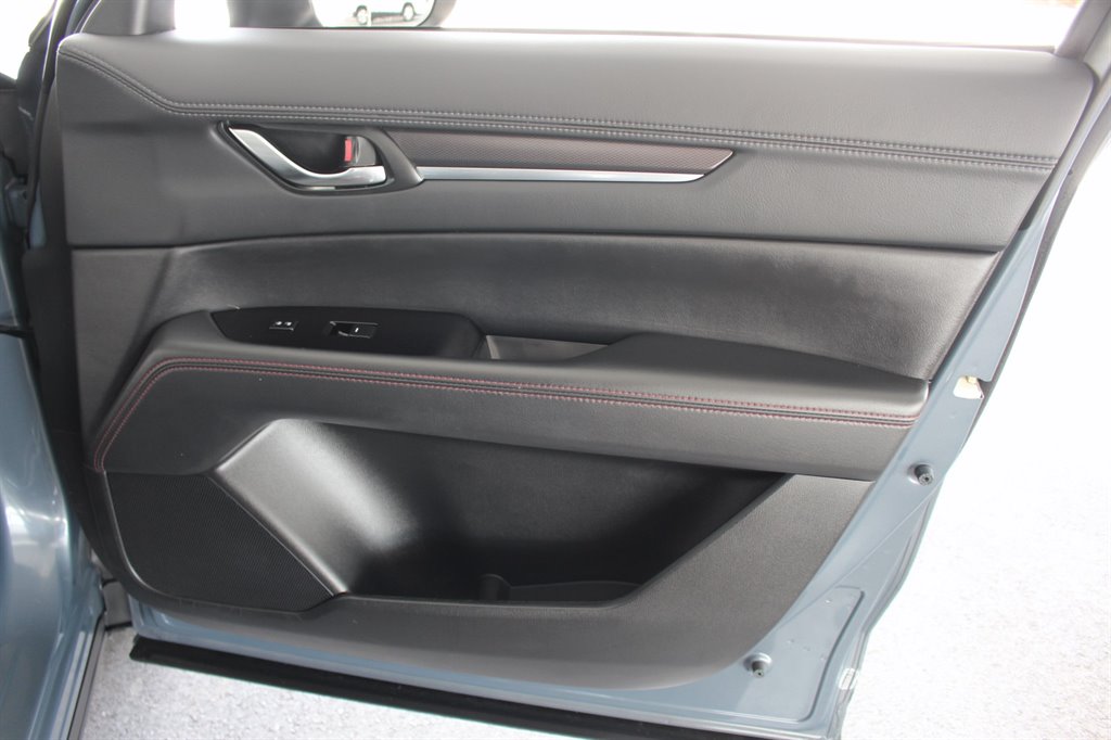2022 Mazda CX-5 S Carbon Edition - Photo 32